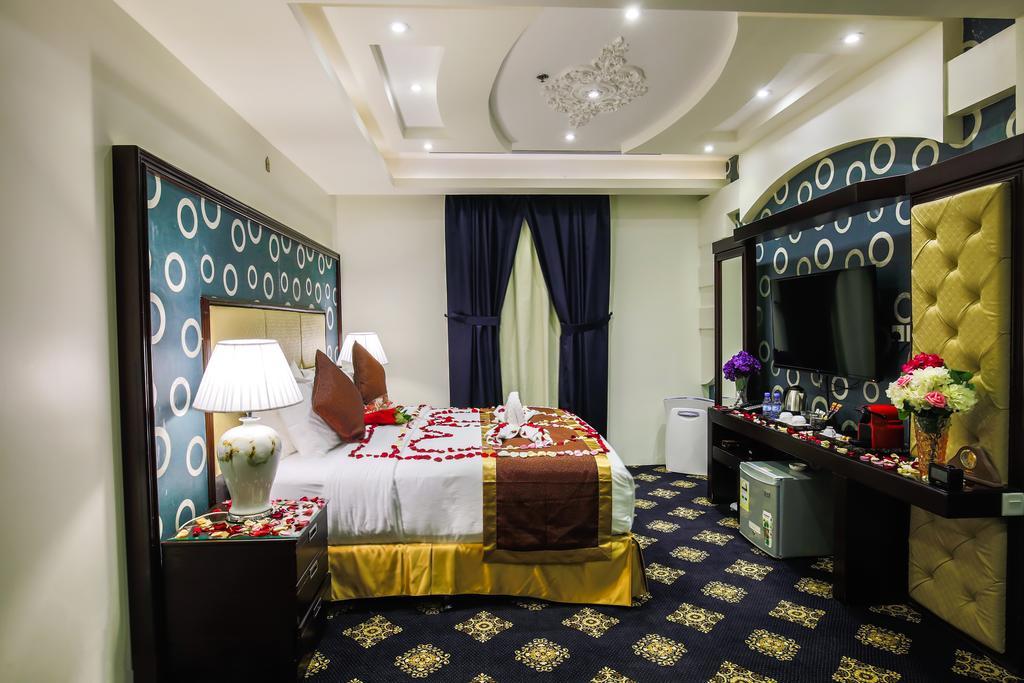 Rest Night Serviced Apartments- Alhamra Riad Exterior foto Suite