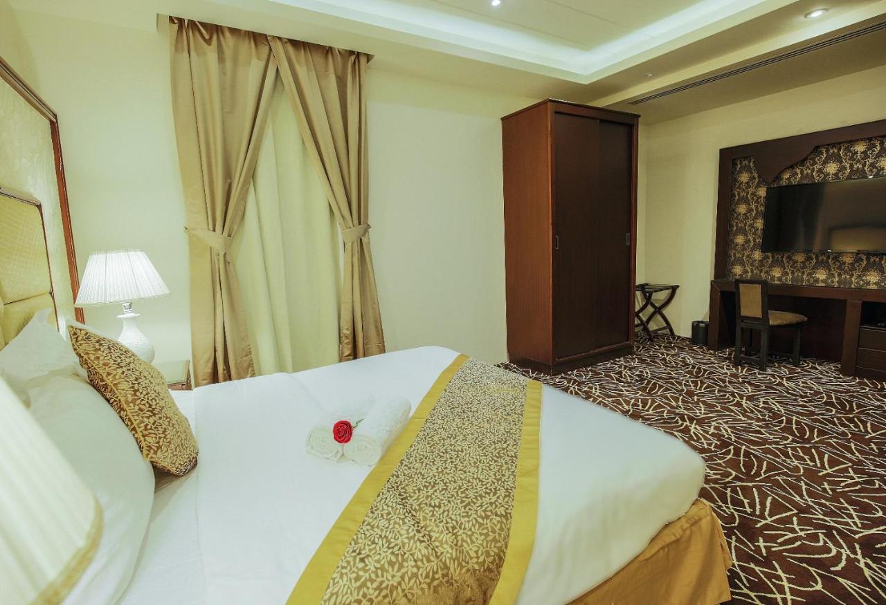 Rest Night Serviced Apartments- Alhamra Riad Exterior foto A bedroom at the hotel